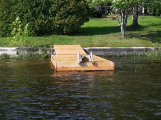 8ft x 22ft Floating Pontoon Dock in Muskoka.jpg